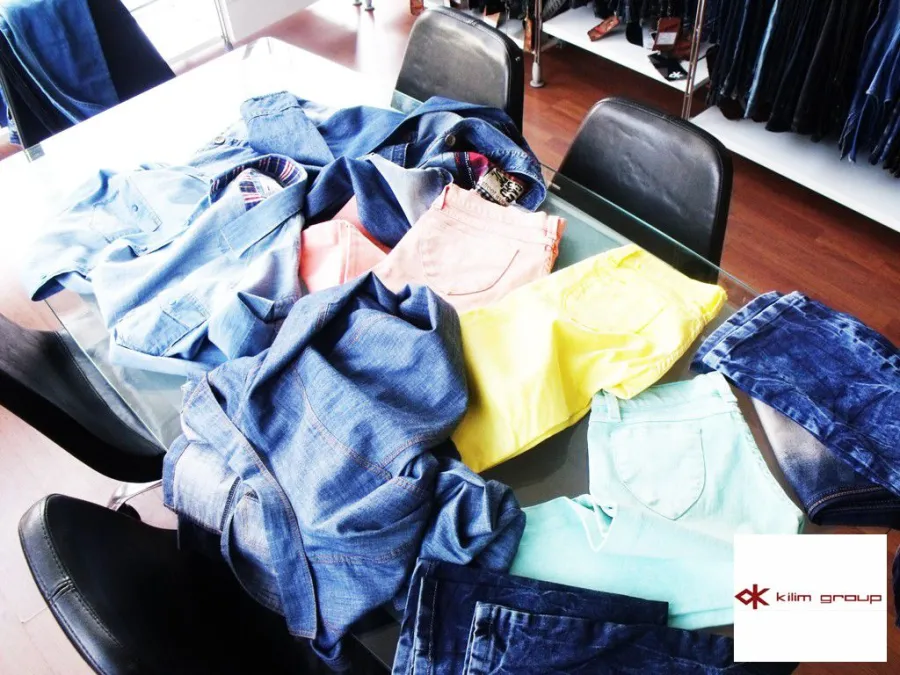 Colecția Yanki Textile — ținuta 3