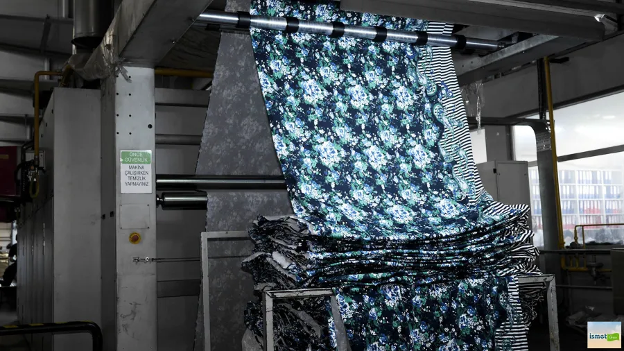 Ismet Orme and Textile Ltd. 2014 collection — look 1