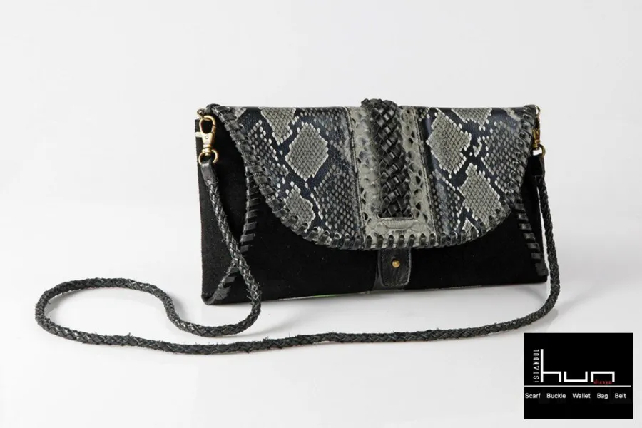 Colección HUN Leather Accessories — look 3