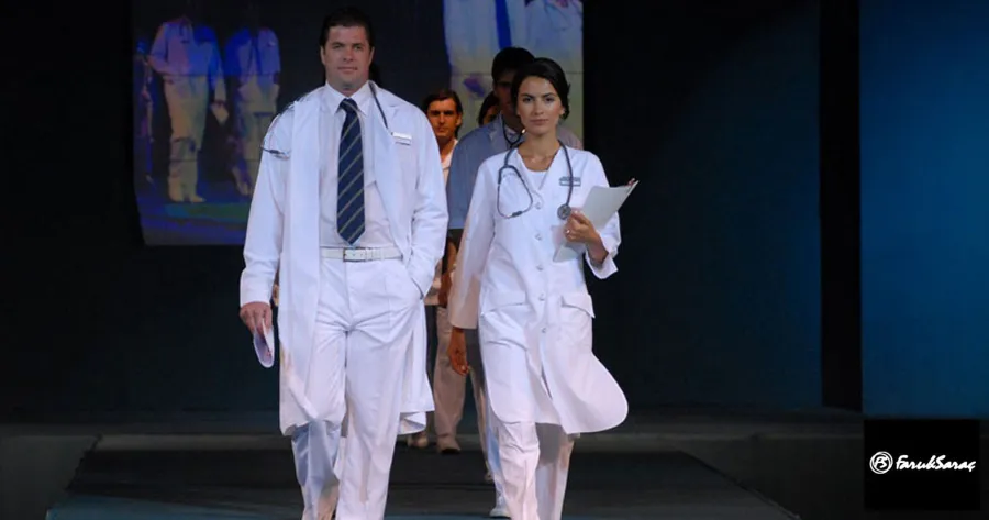 Faruk Sarac Fashion 2014 collection — look 1