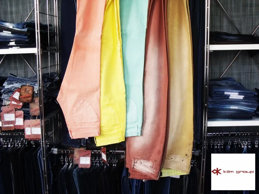 Colecția Yanki Textile — ținuta 3