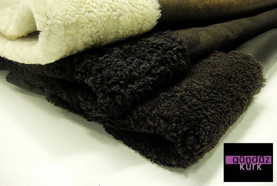 Colección Gunduz FUR — look 1