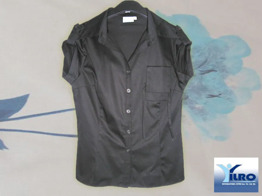 Colecția NES Enternasyonal Clothing — ținuta 1