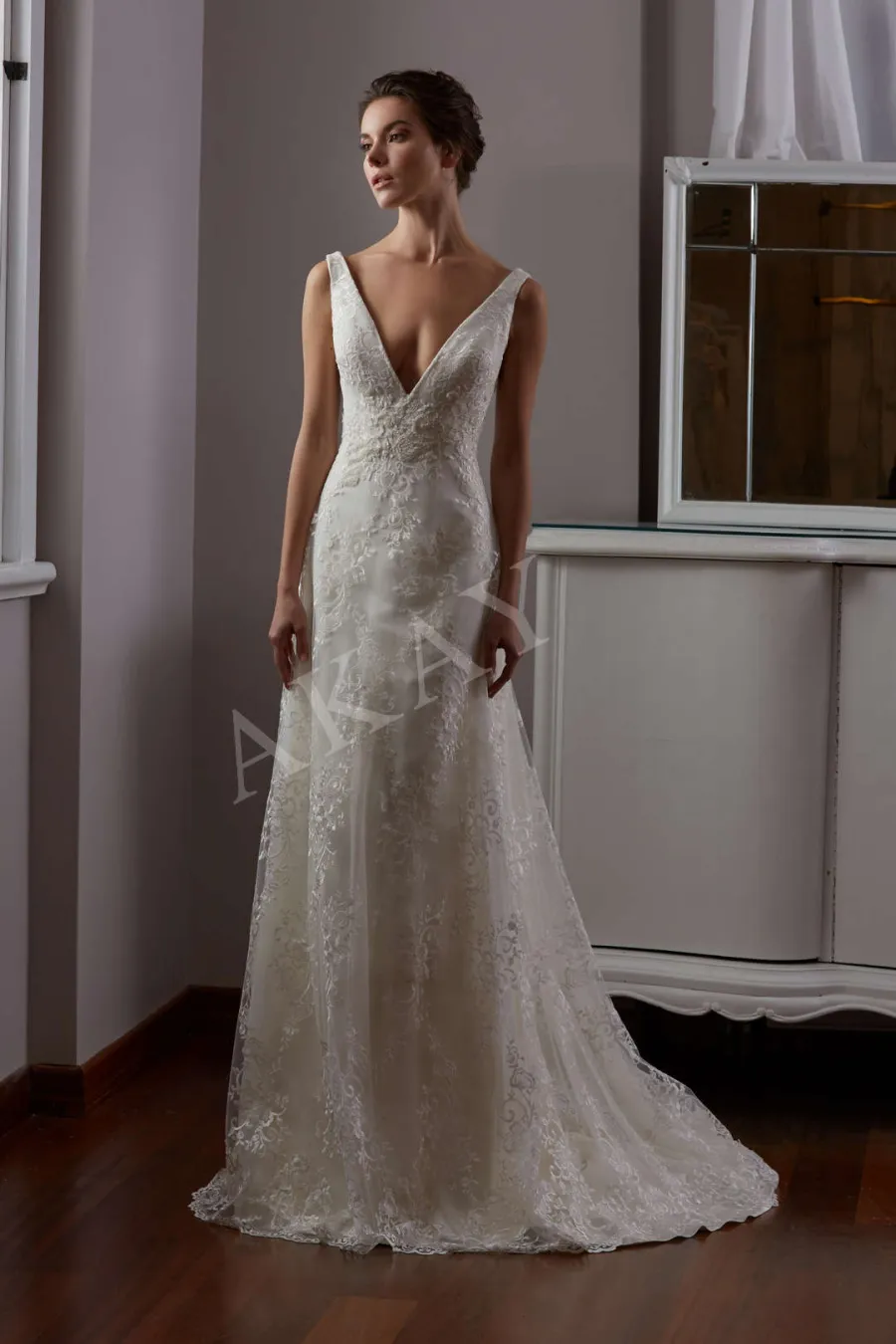 Akay Wedding Dresses koleksiyonu — görsel 2