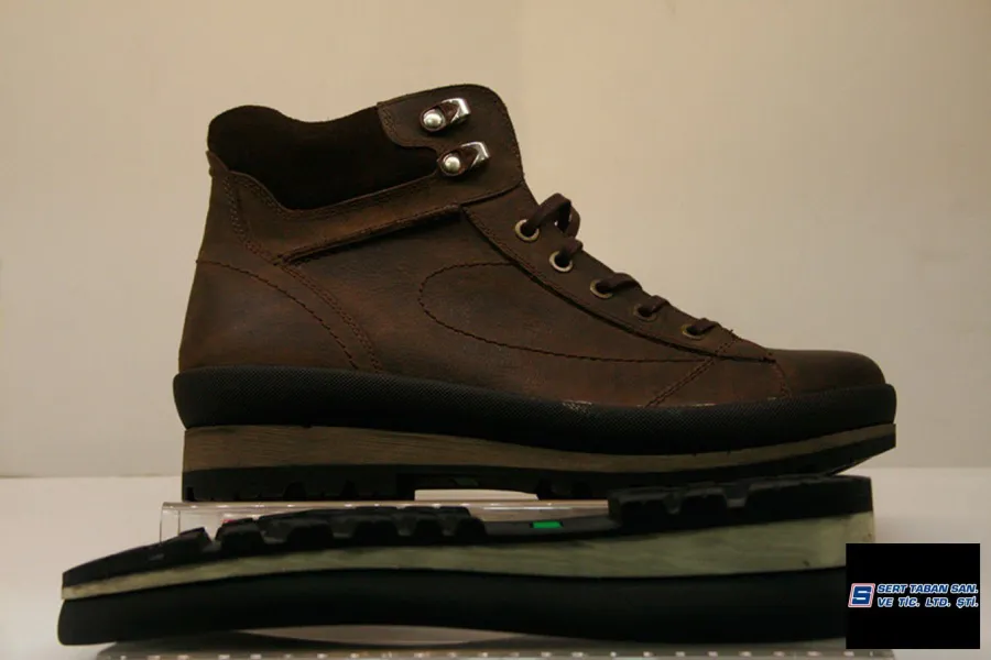 Kollektion Sert Taban Shoes – Look 2