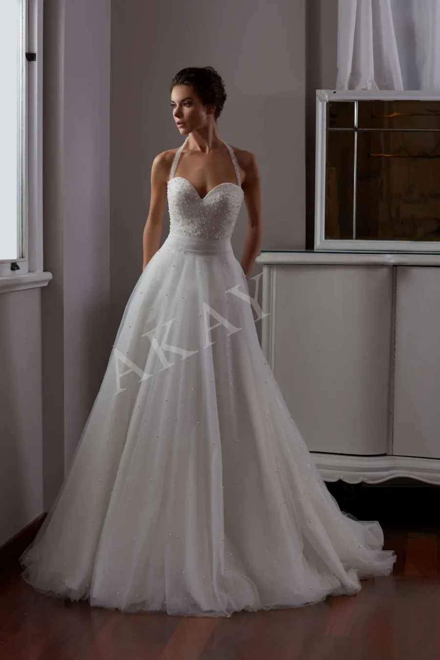Akay Wedding Dresses koleksiyonu — görsel 3