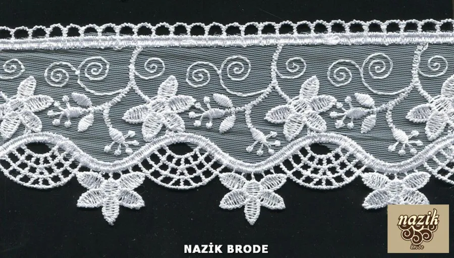 مجموعة Nazik Brode Textile — إطلالة 1