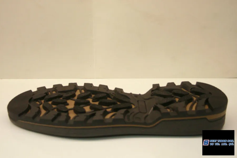 Kollektion Sert Taban Shoes – Look 3