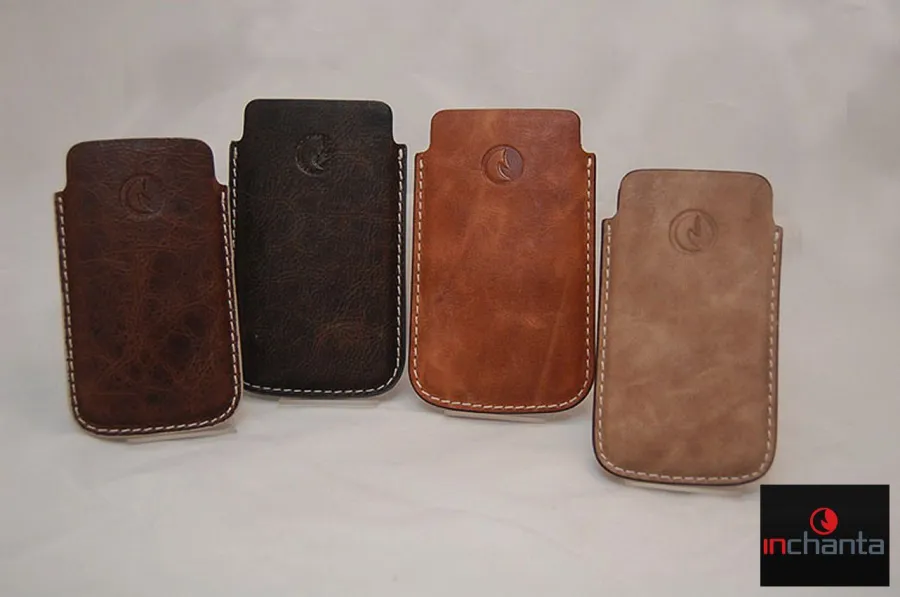 مجموعة Inchanta Mobile Phone Cases — إطلالة 1