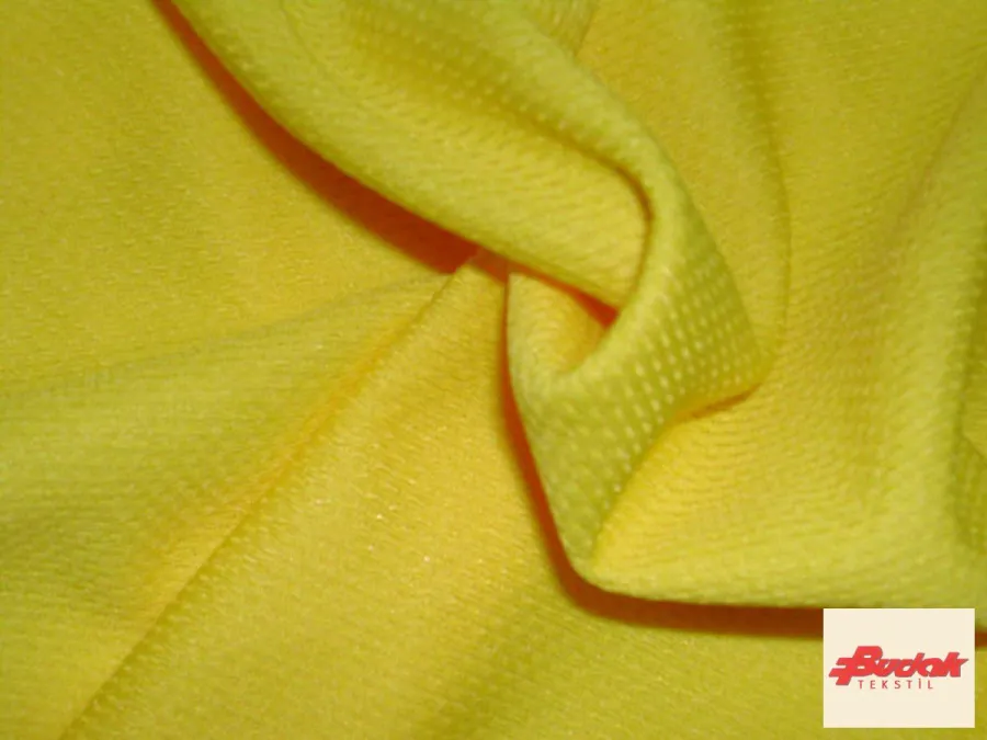 Colecția Budak Textile — ținuta 1