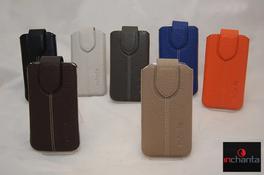 مجموعة Inchanta Mobile Phone Cases — إطلالة 1