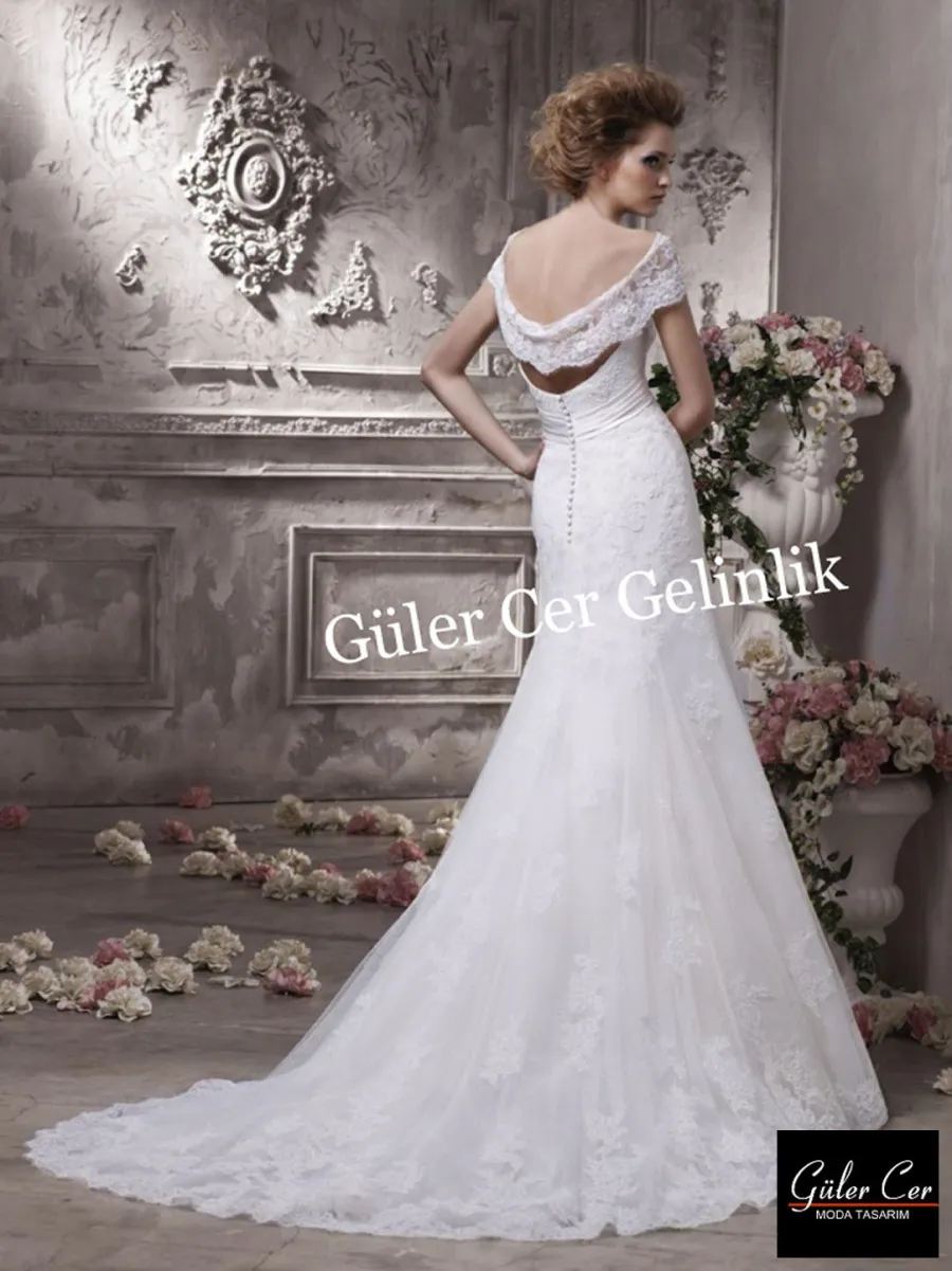 Guler Cer Wedding Dress 2014 collection — look 1