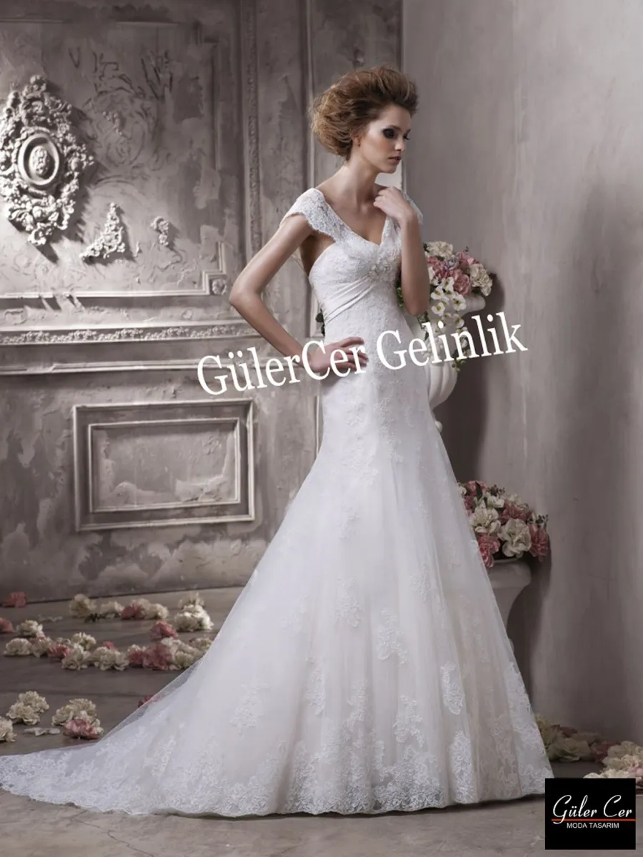 Guler Cer Wedding Dress 2014 collection — look 3