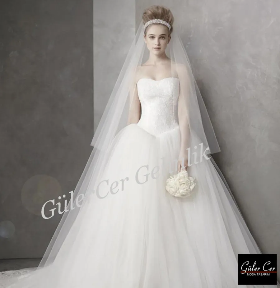 Colecția Guler Cer Wedding Dress — ținuta 1