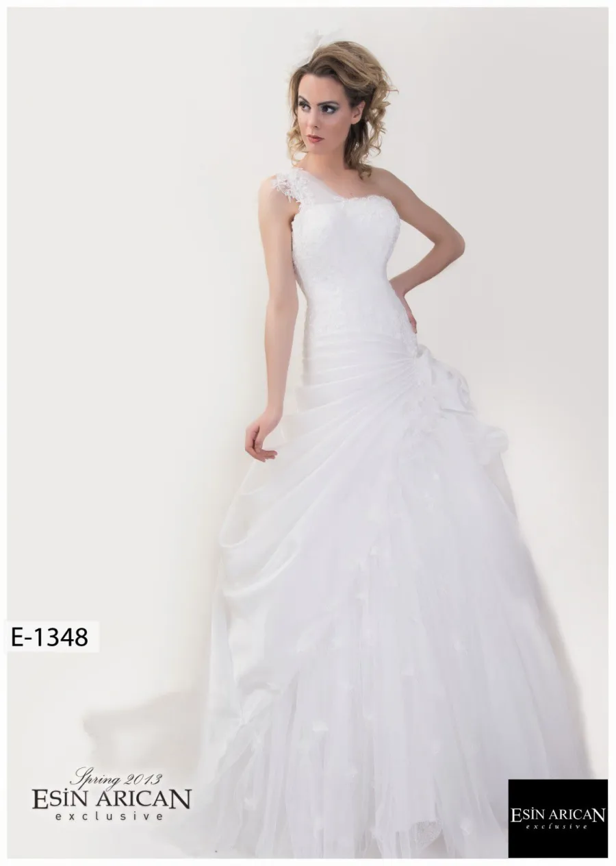 Esin Arıcan Haute Couture and Bridal koleksiyonu — görsel 2