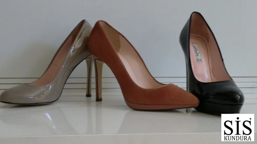 مجموعة SIS Shoe Spring/Summer — إطلالة 1