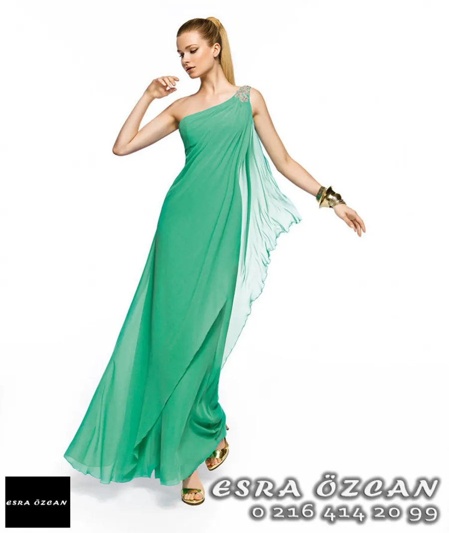Esra Ozcan Wedding Dresses koleksiyonu — görsel 2