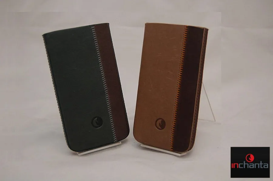 مجموعة Inchanta Mobile Phone Cases — إطلالة 3