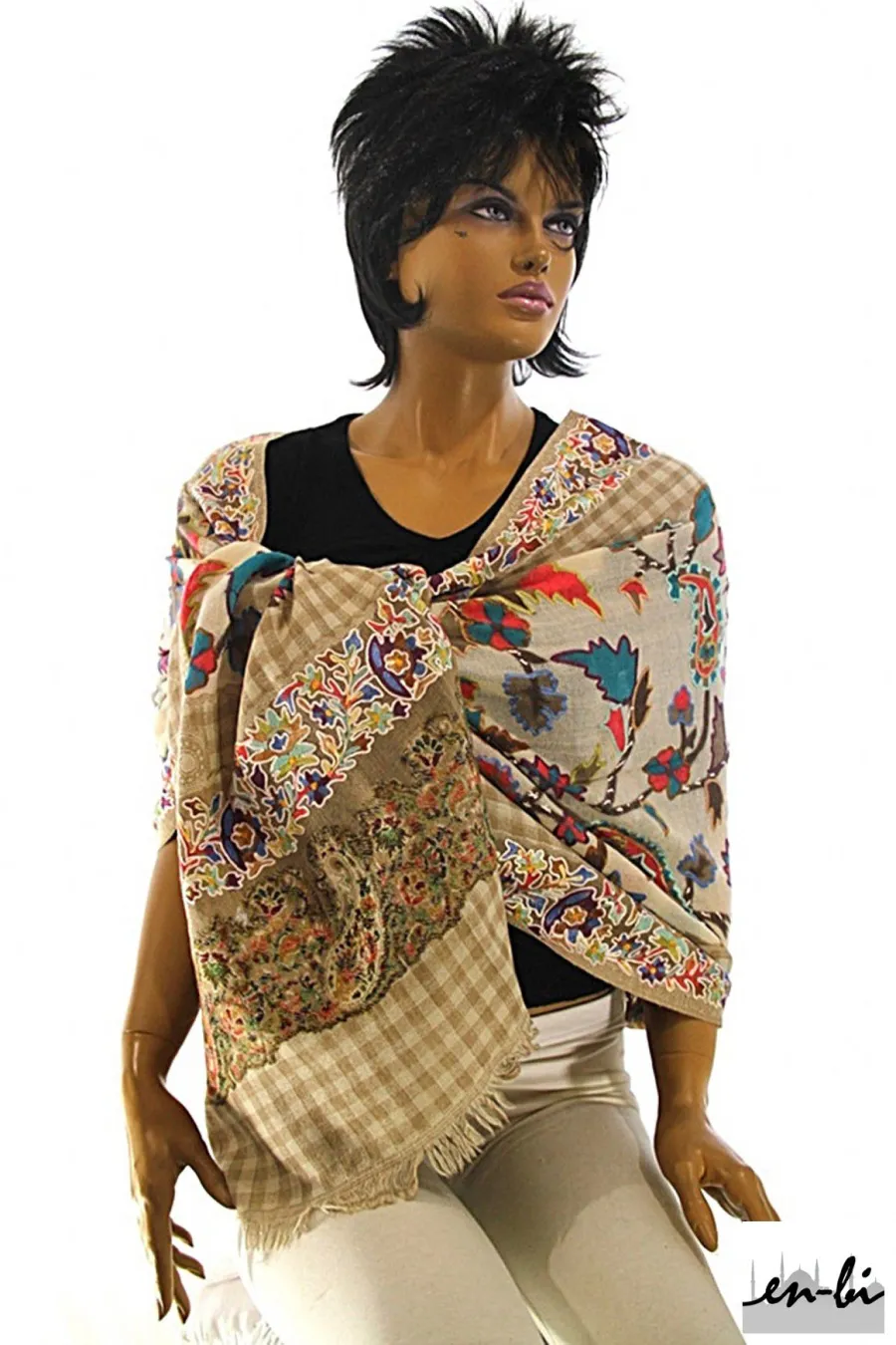 مجموعة En-bi Fashion — إطلالة 1