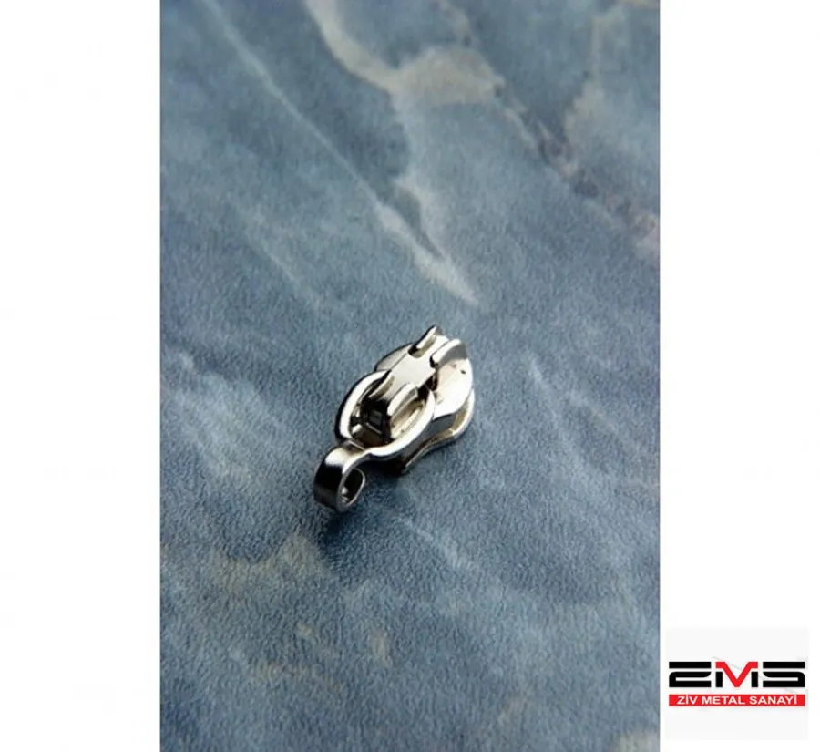 مجموعة ZIV Metal — إطلالة 1