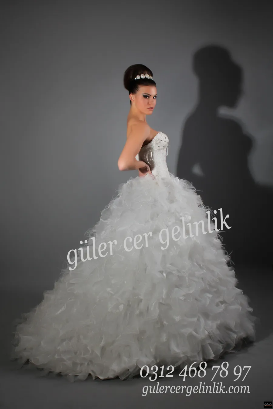 Guler Cer Wedding Dress 2014 collection — look 3