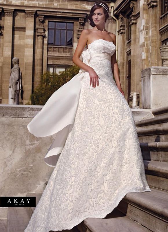 Колекция Akay Wedding Dresses — визия 1