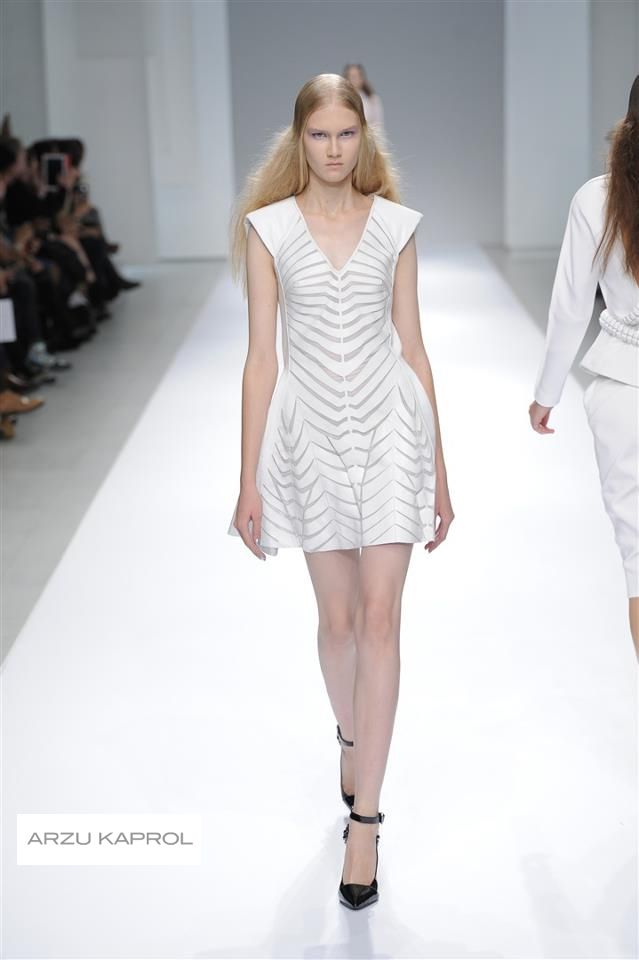 Arzu Kaprol Fall/Winter koleksiyonu — görsel 3