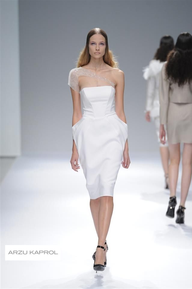Arzu Kaprol Fall/Winter koleksiyonu — görsel 3