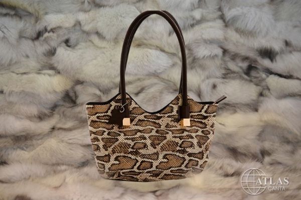 Colecția Atlas Leather Bags — ținuta 2