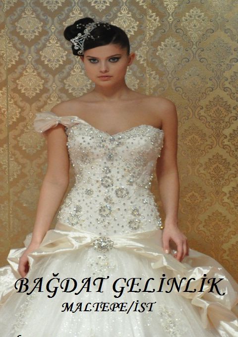 مجموعة Baghdad Wedding Dresses — إطلالة 3