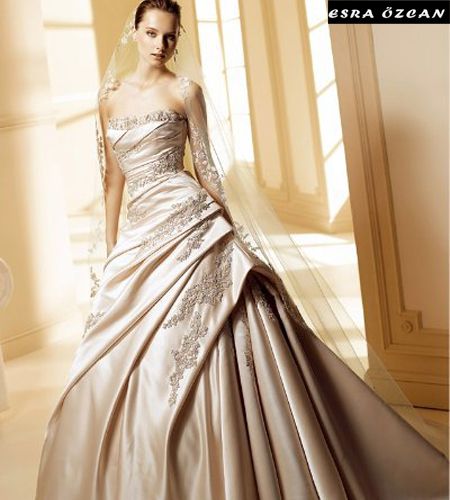 Esra Ozcan Wedding Dresses 2014 collection — look 3
