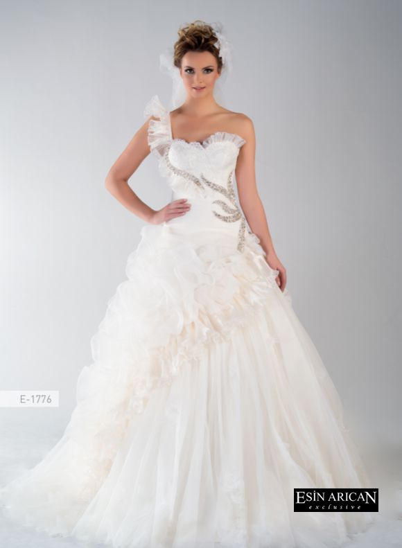 Collection Esin Arıcan Haute Couture and Bridal — look 2