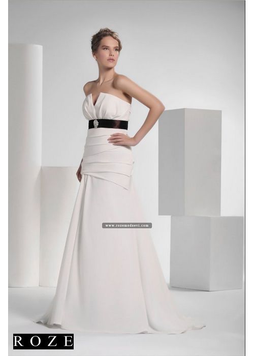 Kollektion Roze Modaevi – Look 2