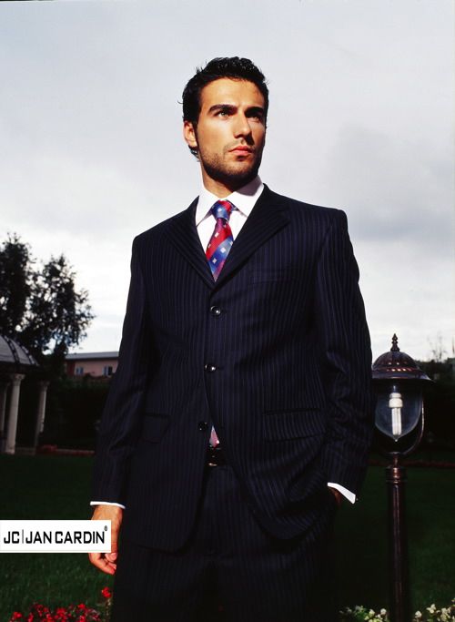 مجموعة JC JAN Cardin Suits — إطلالة 1