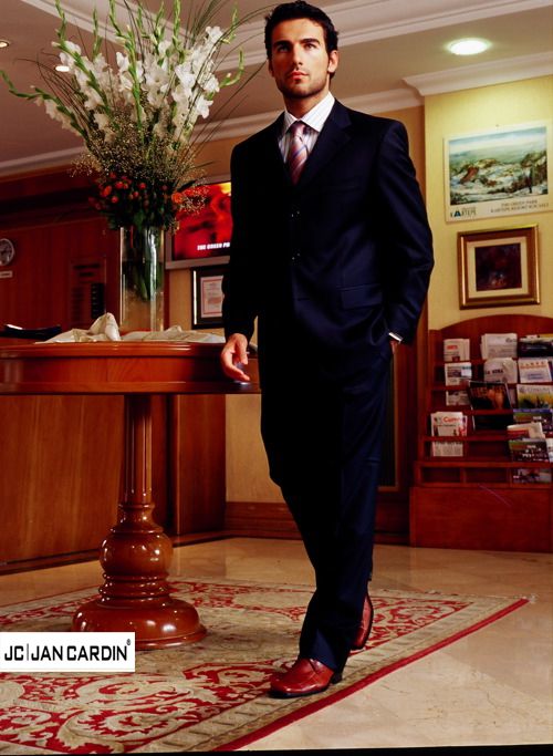 مجموعة JC JAN Cardin Suits — إطلالة 1