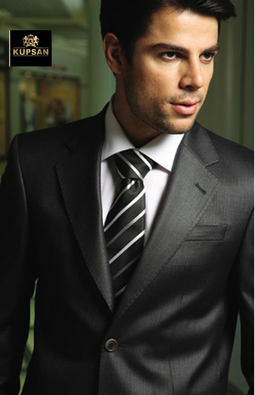Colección Kupsan Suits — look 3