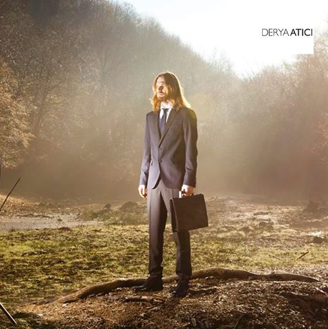 Colección DERYAATICI Photography — look 2