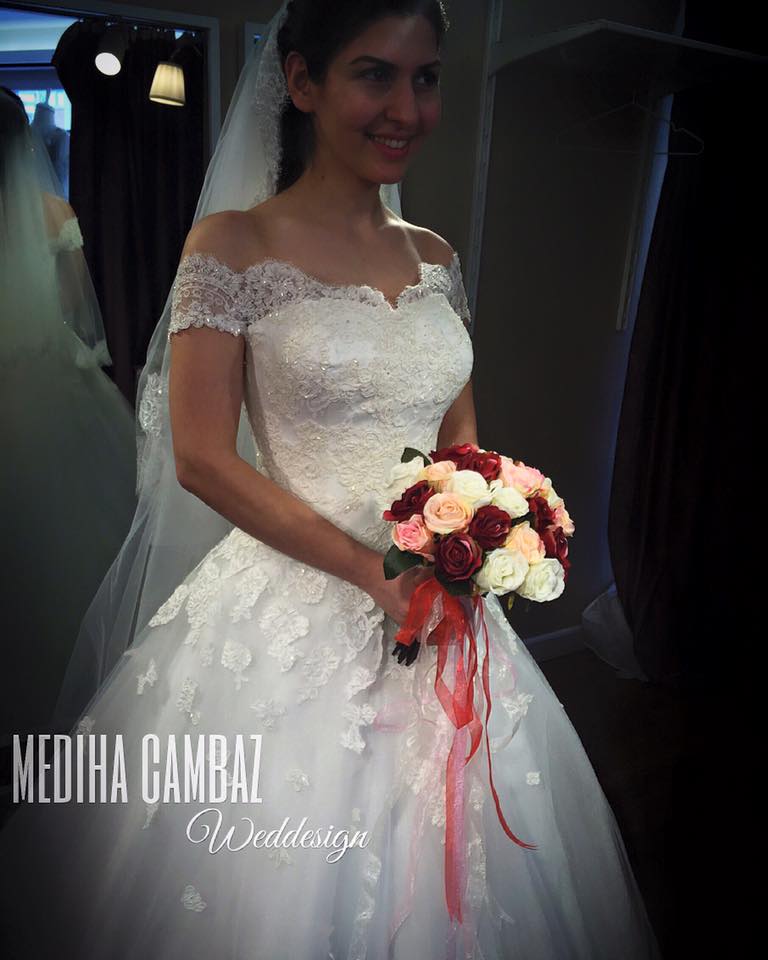 Mediha Cambaz Weddesigns & Wedding dress shop Haute Couture 2016 collection — look 1