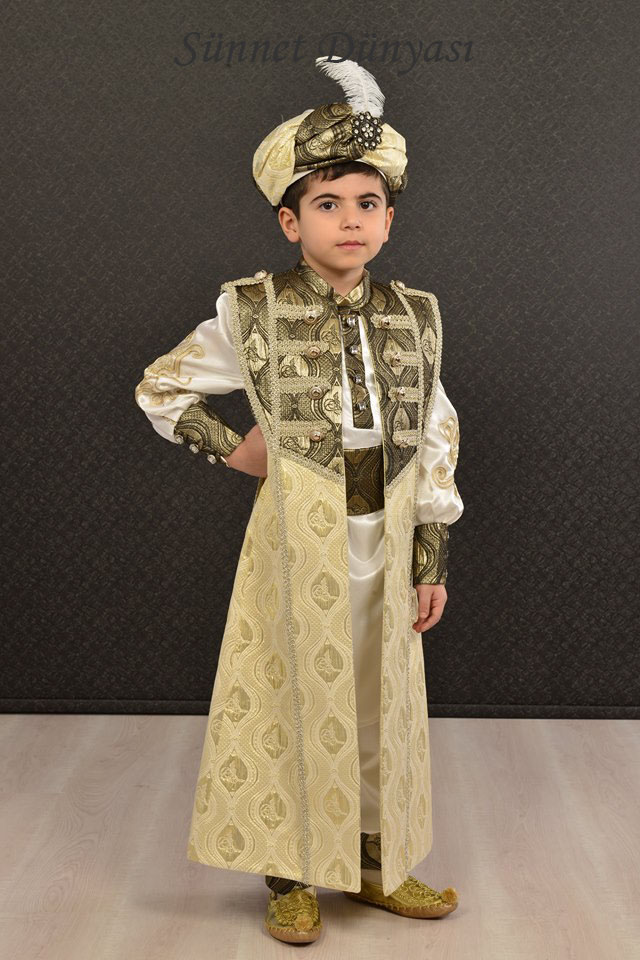 Sinan Cocuk Fashion 2016 collection — look 1