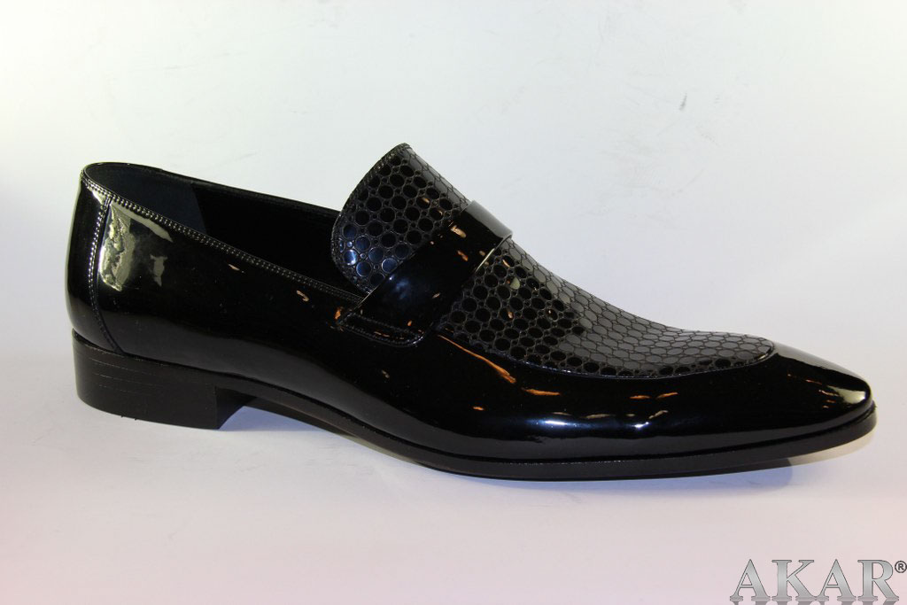 Akar Leather Shoes Ltd. collection