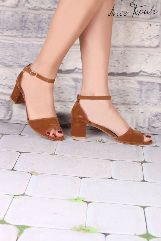 مجموعة Ince Topuk Shoes Spring/Summer — إطلالة 1