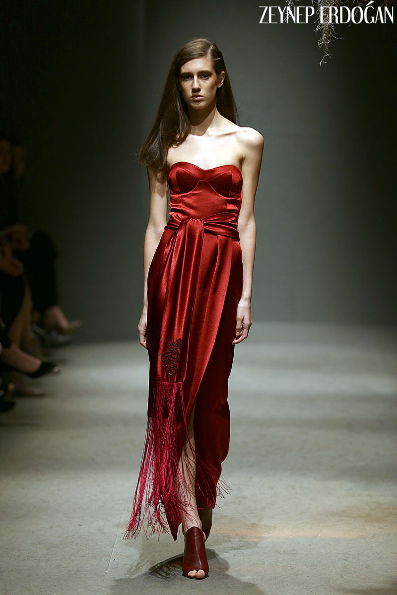 Kolekcija Zeynep Erdogan Fall/Winter — izgled 1