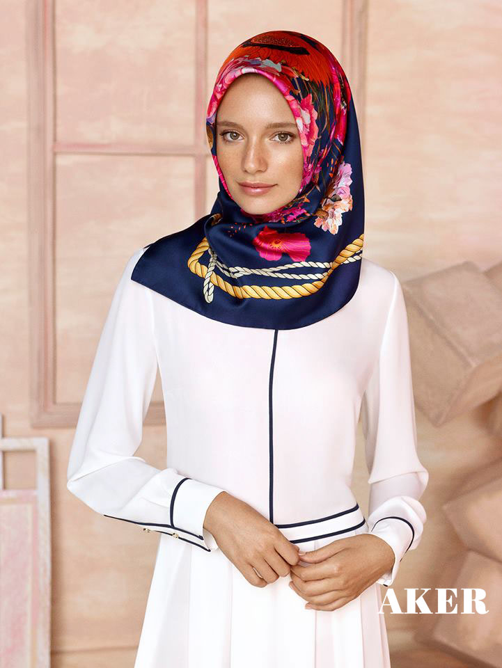 Aker Scarf 2017 collection — look 3