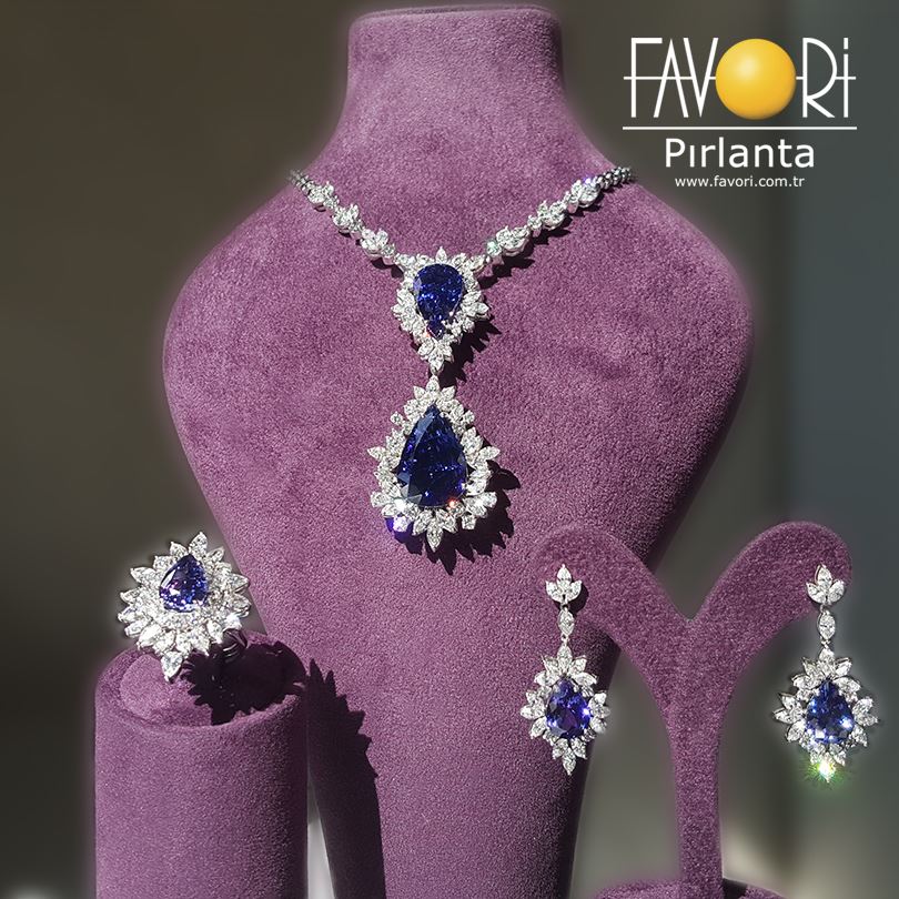 Favori Jewelry 2017 collection — look 1