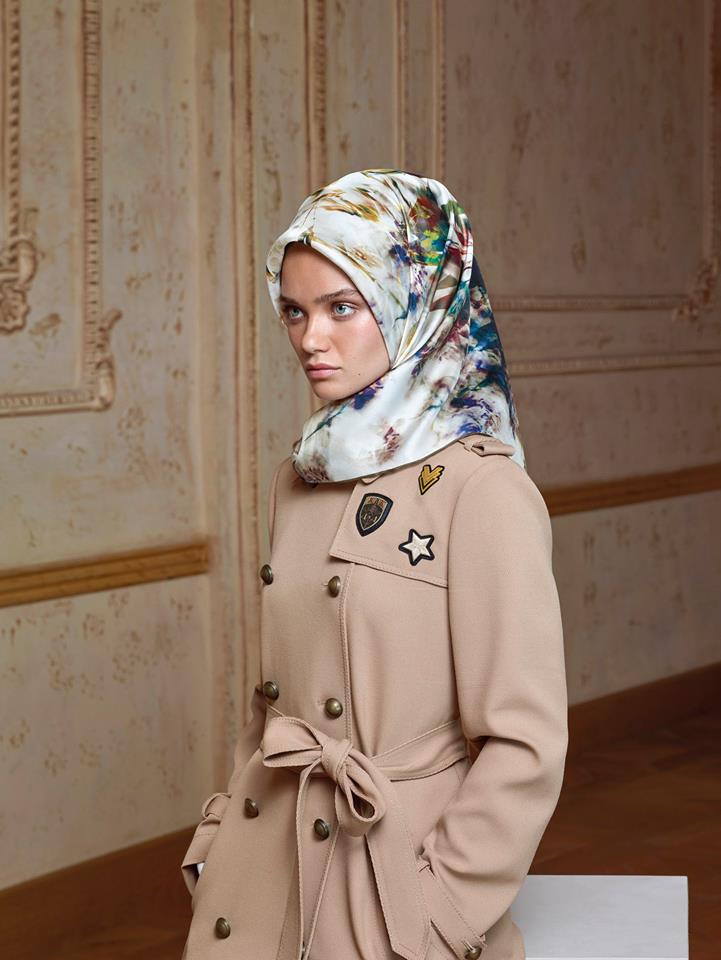 Aker Scarf 2017 collection — look 2