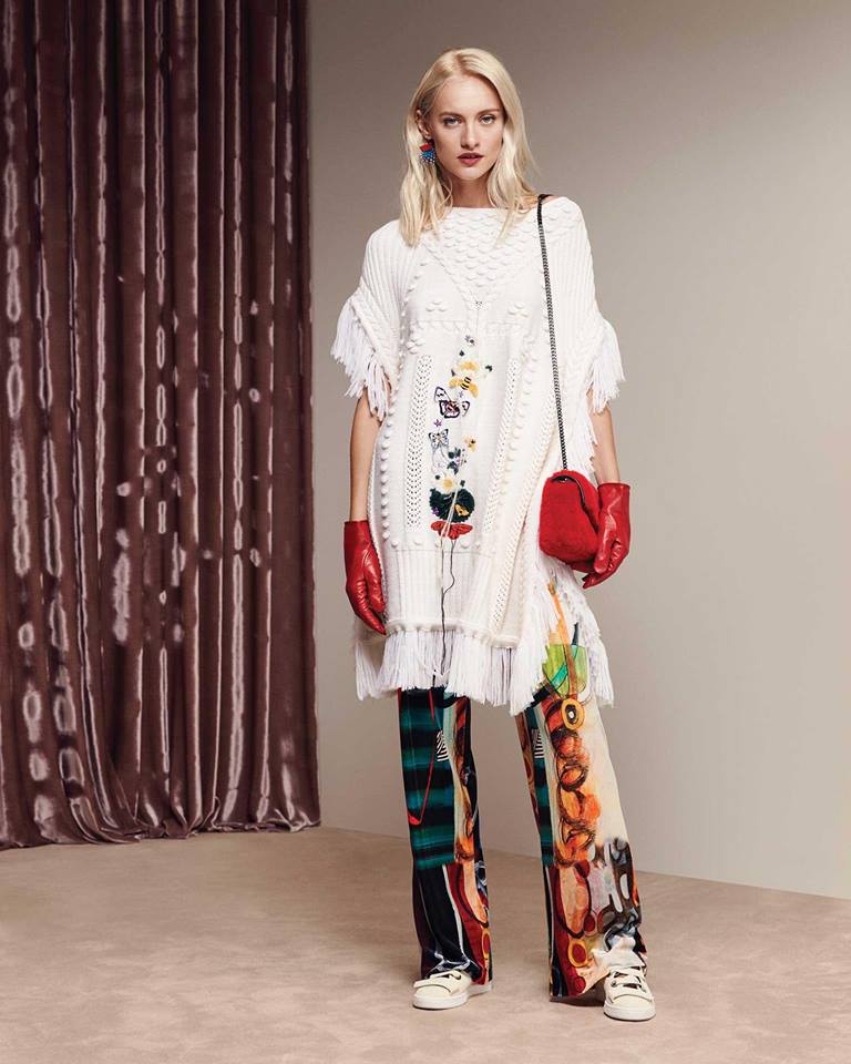 Vakko World Fashion 2018 collection — look 1