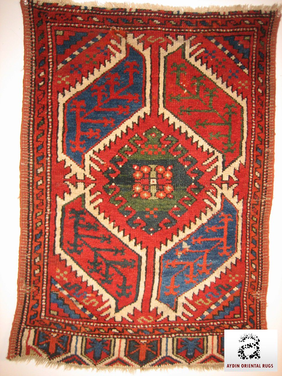 Aydin Oriental Rugs 2014 collection — look 3