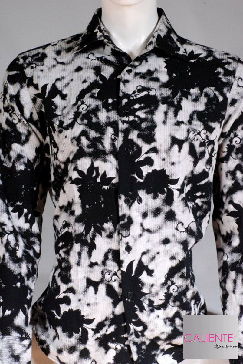 Collection Caliente Yakar Clothing Ltd. — look 3