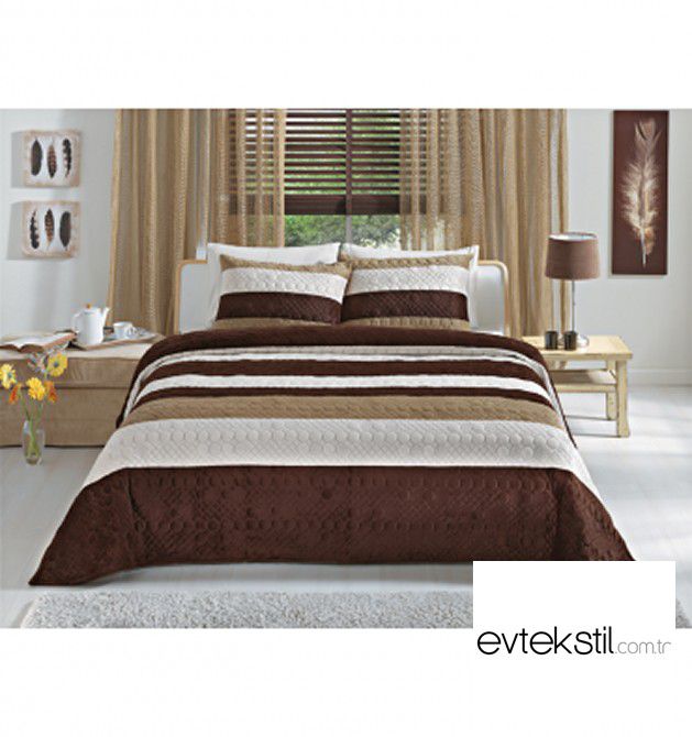 Colecția EV Textile Ltd. — ținuta 1
