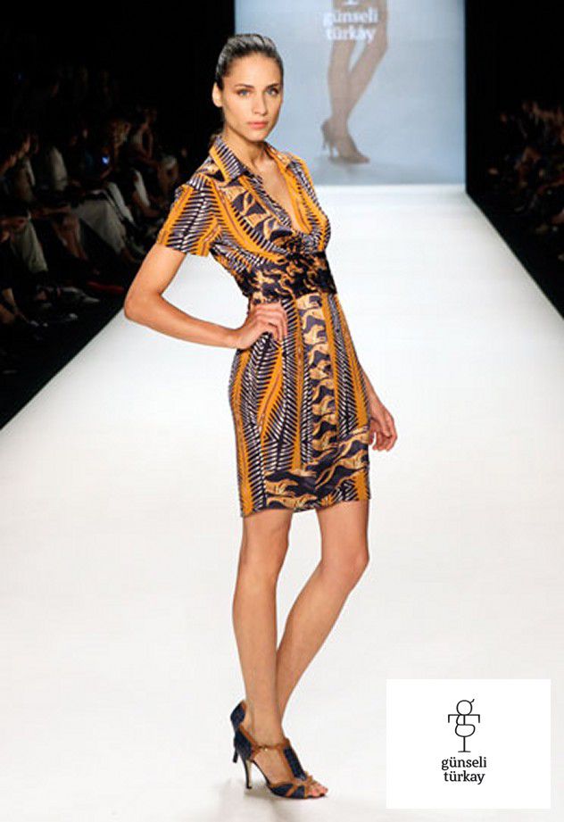 مجموعة Gunseli Turkay Fashion — إطلالة 2